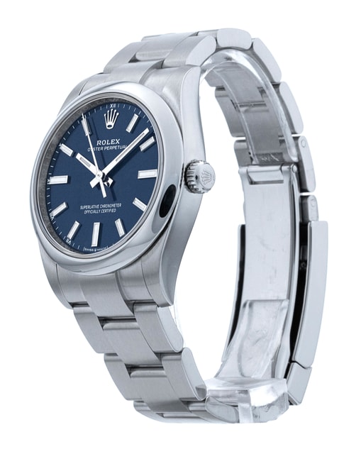 Rolex Oyster Perpetual 124200 Image 2